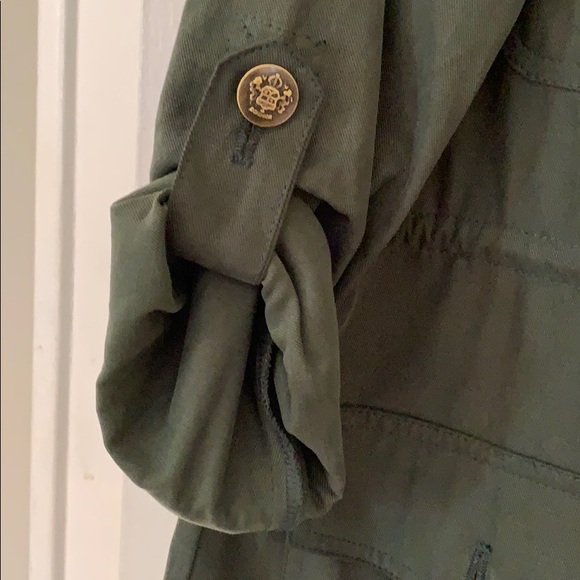 Cute light cupcakes and cashmere jacket! - Picture 4 of 9